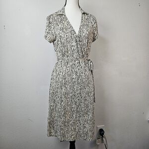 J. Mclaughlin Silk Blend Wrap Dress Size Medium